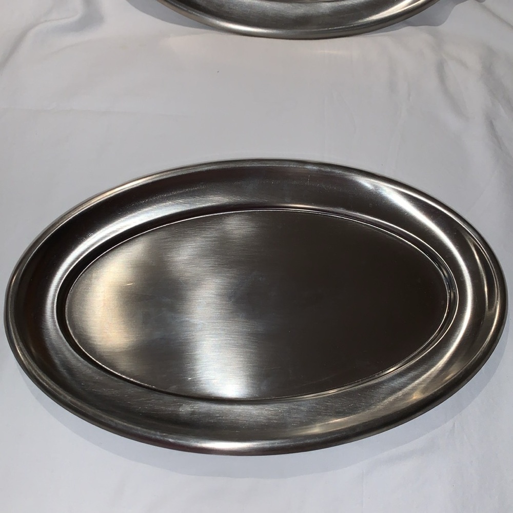 Vintage Beautiful Gently Loved Stainless Tray w Walnut Insert by Vollrath - Picture 3 of 12